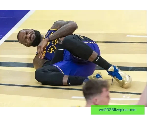 詹姆斯再创历史纪录勇士队击败湖人迎来季后赛希望