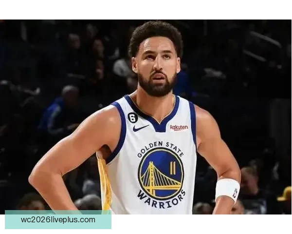 勇士克莱合同年表现下滑引发续约谈判难题